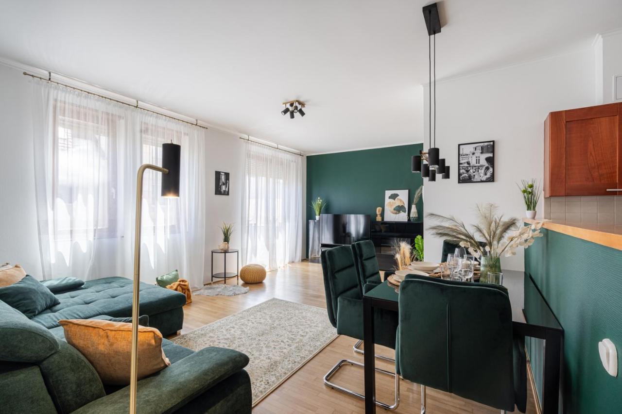 Prime Location Apartmán *