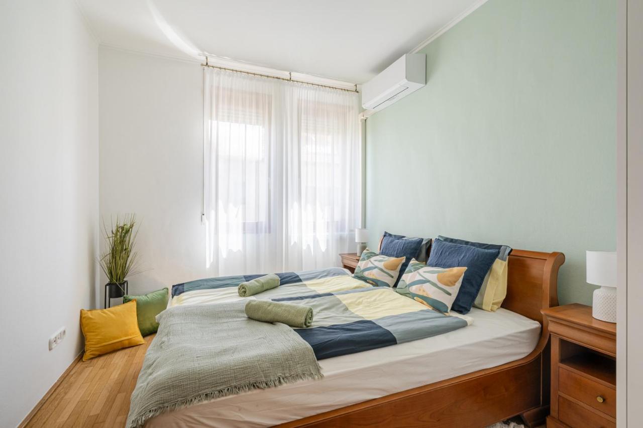 Prime Location Apartmán *